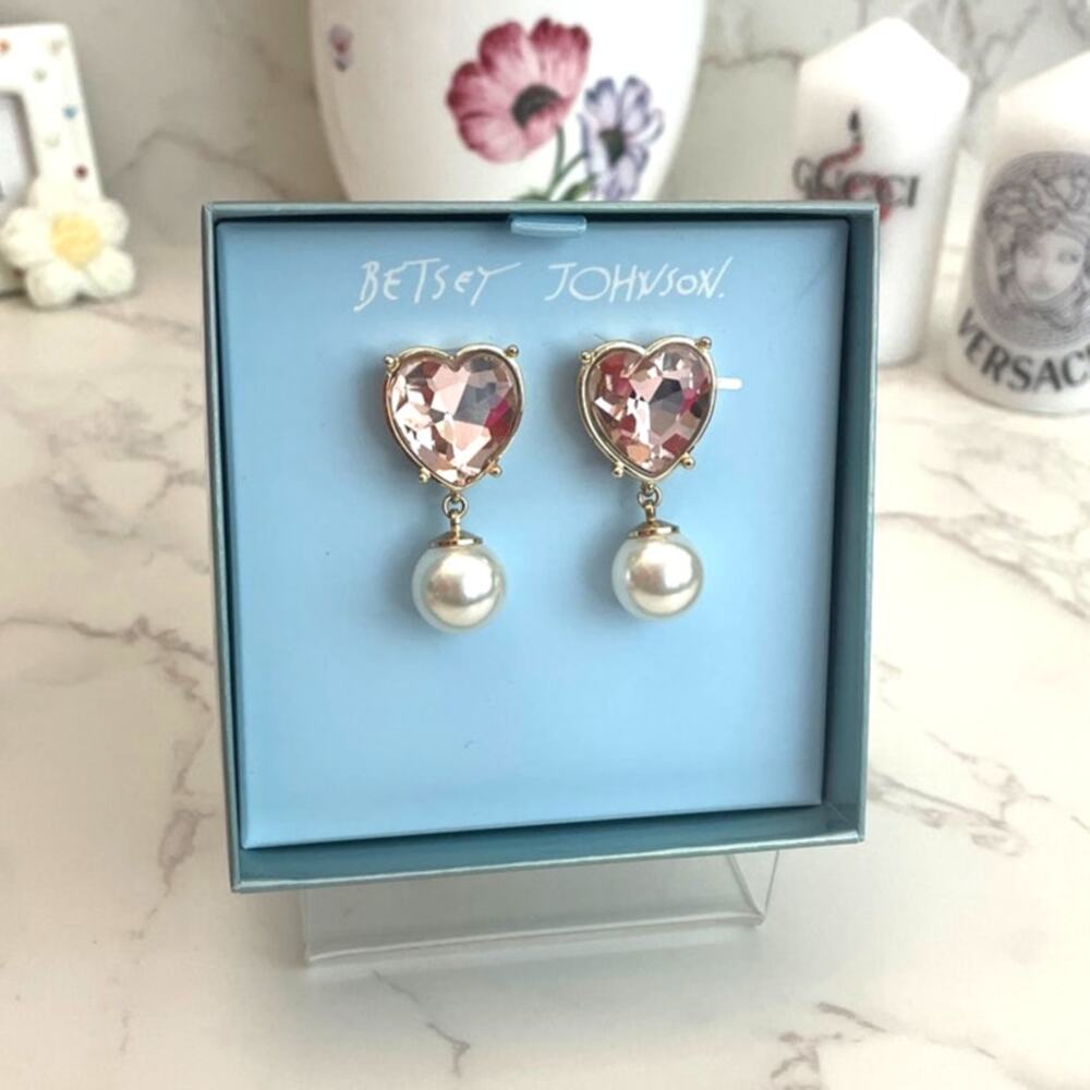 Betsey Johnson Pearly Pink Heart Drop Earrings NWT, NIB